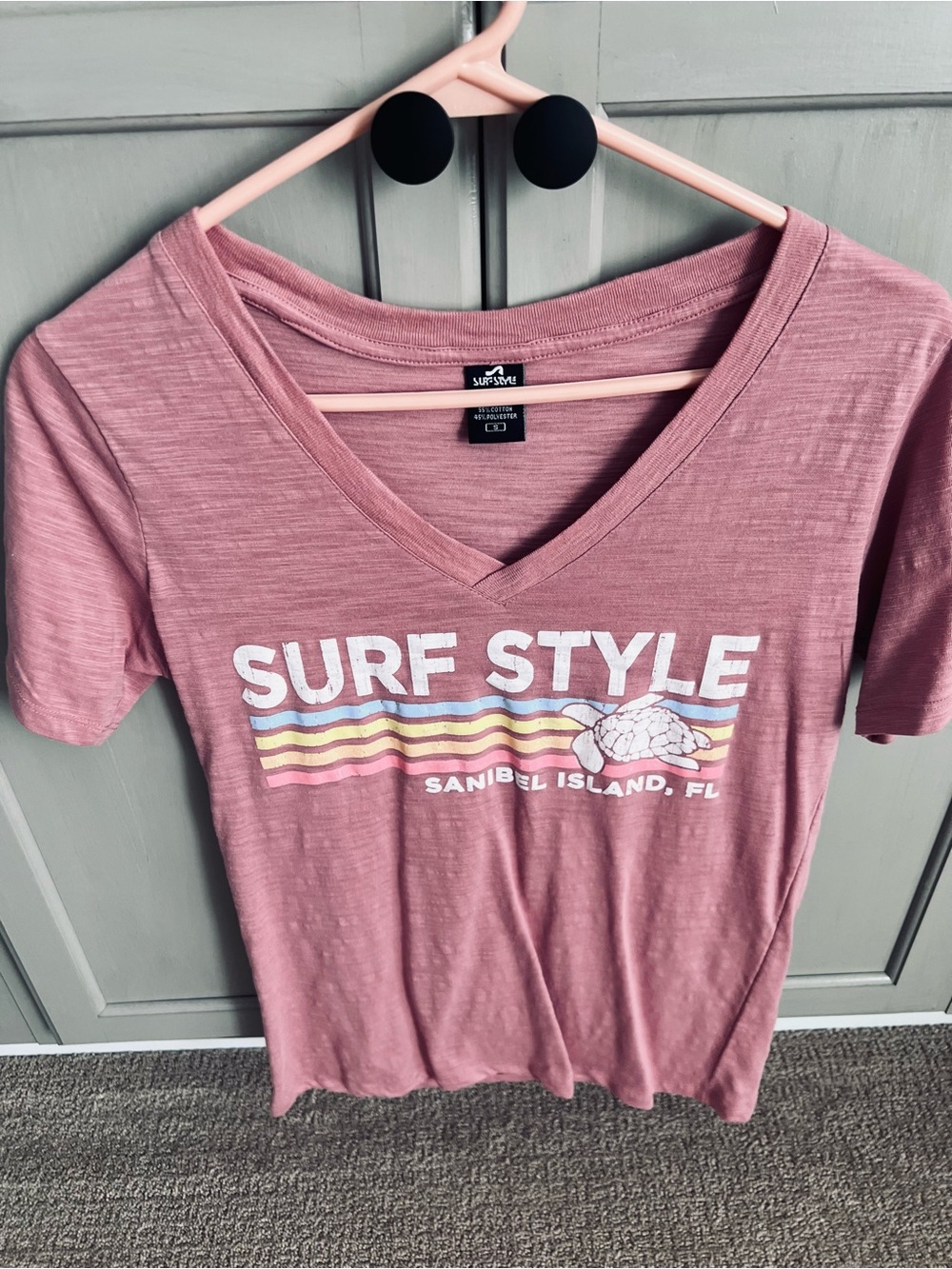surf style Sanibel, FL V-Neck Tee